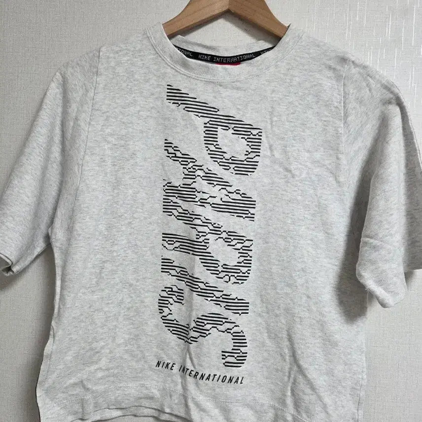 [BUNJANG] Nike Paris T-shirt / 나이키 파리 반팔티 55