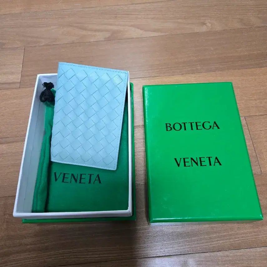 [SOLD OUT] 보테가베네타 카드지갑