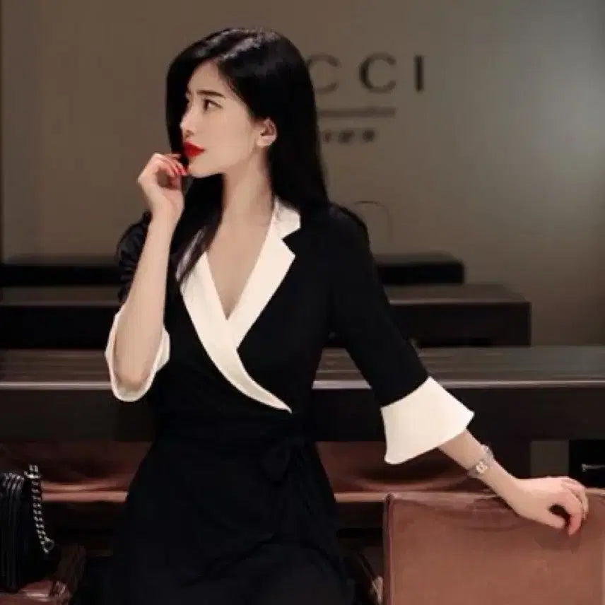 [SOLD OUT] 밀크코코아 자체제작 amelie 아멜리에 카라 테일러드 랩 원피스 드레스