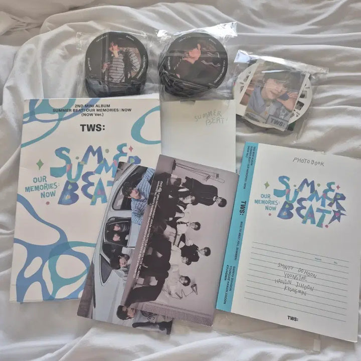 [SOLD OUT] 일괄 포카포함)투어스 앨범 구성품 일괄 판매합니다!신유지훈한진TWS