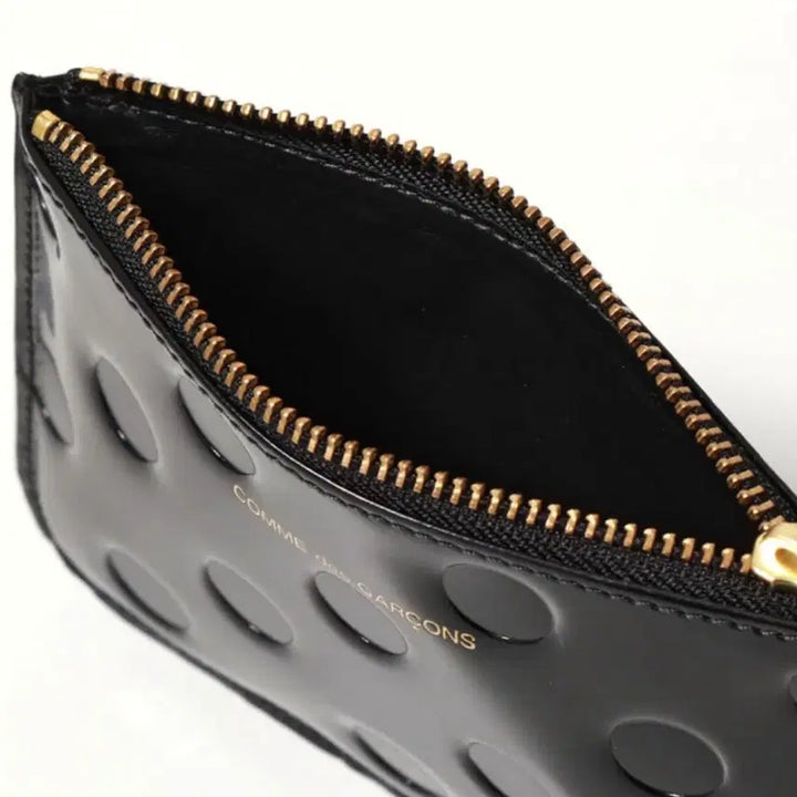 [BUNJANG] Comme des Garçons Dot Embossed Wallet / 꼼데가르송 도트 음각 지갑 새상품