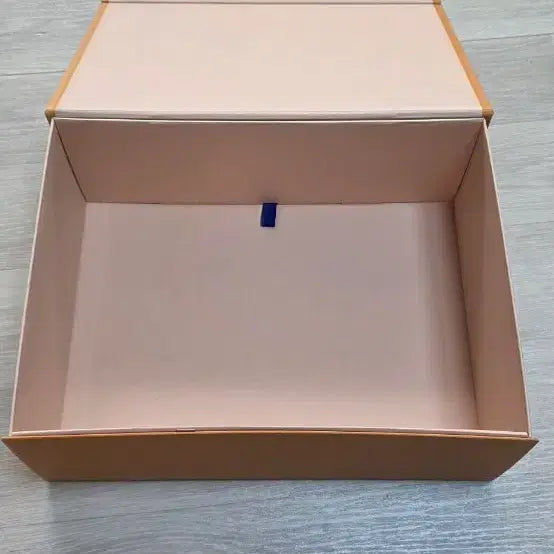 [BUNJANG] Louis Vuitton Orange Box Case / 루이비통 오렌지색 상자 케이스