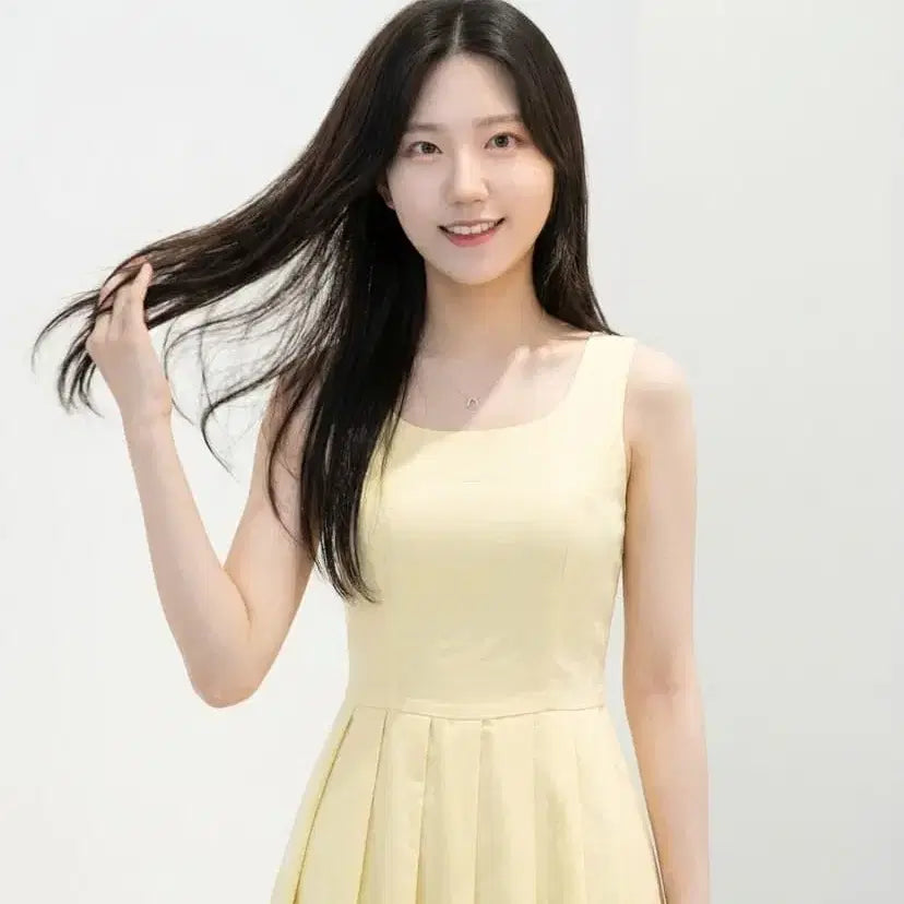 [BUNJANG] Merryna Pleated Sleeveless Mini Dress 2 Colors / (빠른배송/국내제작) 플리츠 나시 원피스 2color