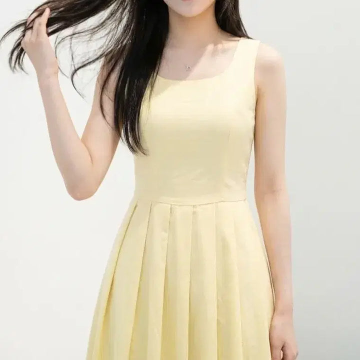 [BUNJANG] Merryna Pleated Sleeveless Mini Dress 2 Colors / (빠른배송/국내제작) 플리츠 나시 원피스 2color