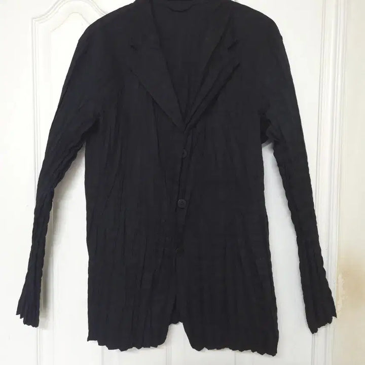[SOLD OUT] 이세이 미야케 Issey Miyake Men 주름 자켓 블랙