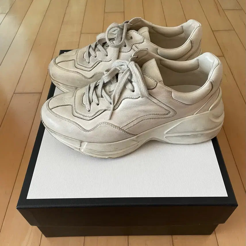 [BUNJANG] Gucci Rhyton Dirty Sneakers / [5.5] 구찌 라이톤 더티 스니커즈