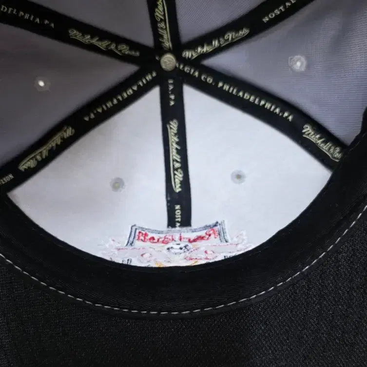 [BUNJANG] Mitchell &amp; Ness New York Red Bulls Jersey / 미첼앤네스. 뉴욕레드불스.프리.