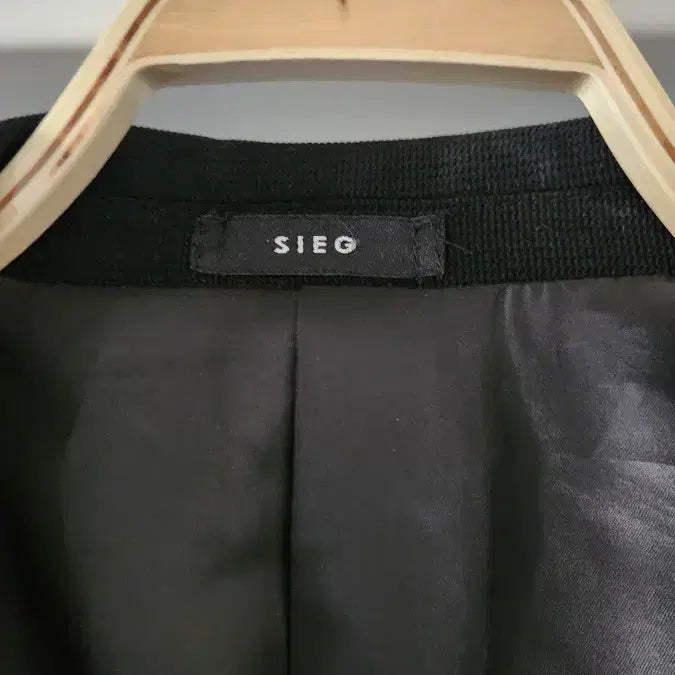 [BUNJANG] SIEG Black Jacket (L) / SIEG 지이크 블랙 검정 자켓 L사이즈