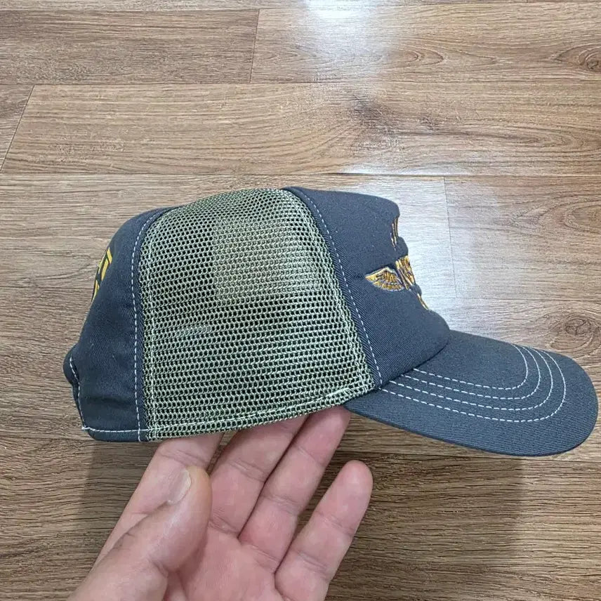 [SOLD OUT] 토이즈맥코이 메쉬캡 모자 네이비색