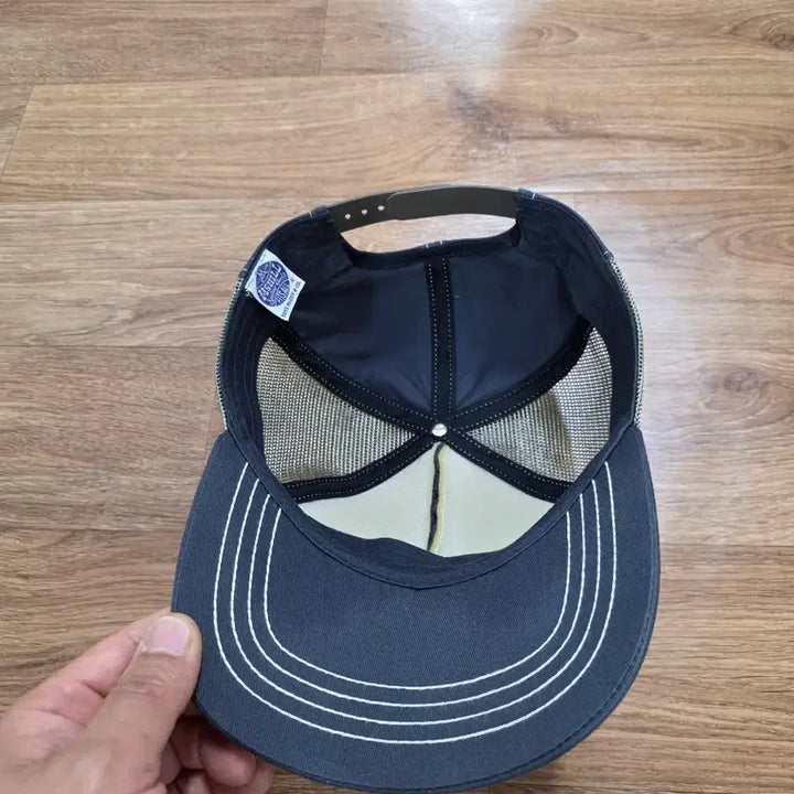 [SOLD OUT] 토이즈맥코이 메쉬캡 모자 네이비색