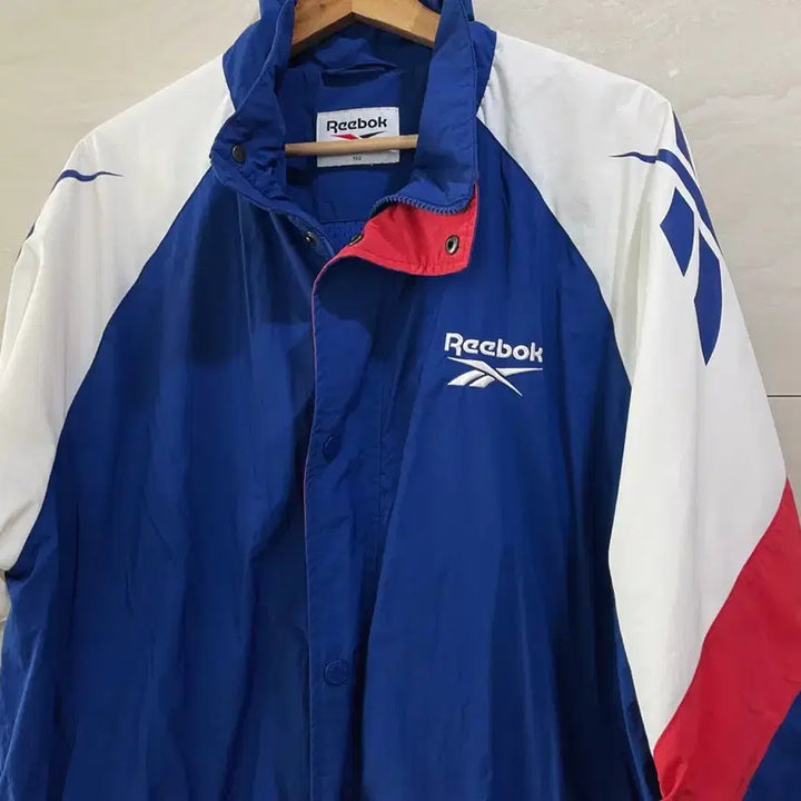 [BUNJANG] Reebok Remastered Vector Windbreaker Jacket / 리복 / 리마스터 벡터 윈드브레이카, 바람막이, 남성자켓