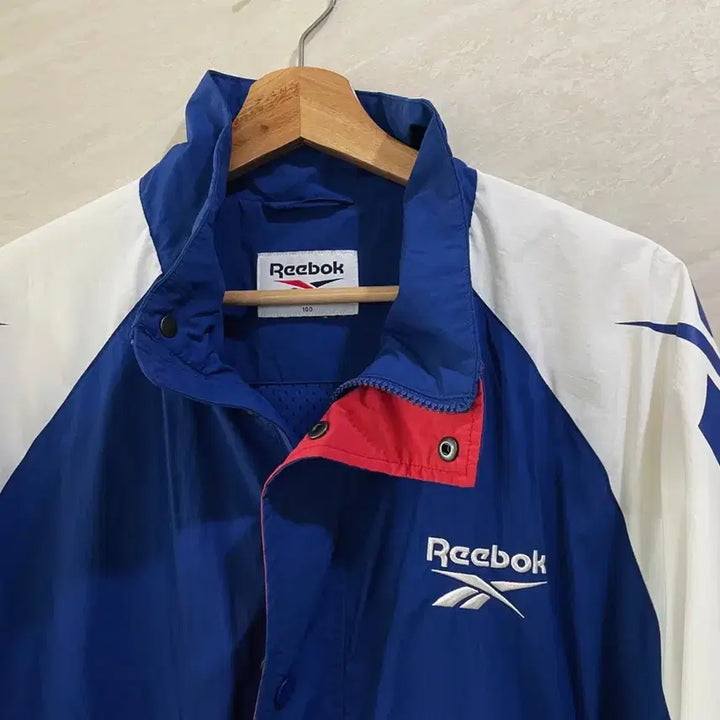 [BUNJANG] Reebok Remastered Vector Windbreaker Jacket / 리복 / 리마스터 벡터 윈드브레이카, 바람막이, 남성자켓