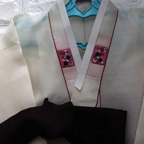 [BUNJANG] Traditional Korean Silk Embroidered Hanbok / 본견한복 손자수한복 여성한복 혼주한복 전통한복  66 M/창고갤러리