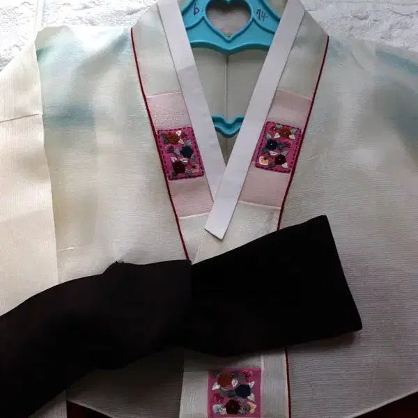 [BUNJANG] Traditional Korean Silk Embroidered Hanbok / 본견한복 손자수한복 여성한복 혼주한복 전통한복  66 M/창고갤러리