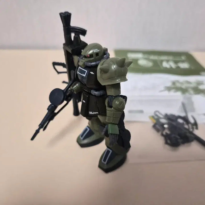 [SOLD OUT] HCM-pro 육전형 자쿠2 JC형(41번)(완성형 건담 피규어)