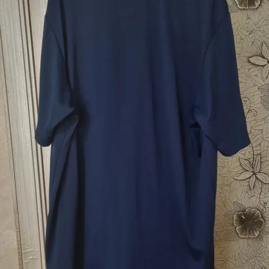 [BUNJANG] Adidas Short Sleeve T-shirt (105) / 미사용))아디다스 반팔105