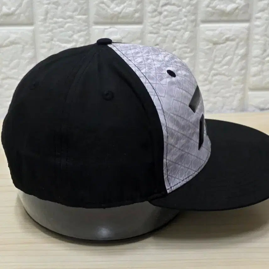 [BUNJANG] Daiwa Snapback Cap / 다이와 스냅백.프리.
