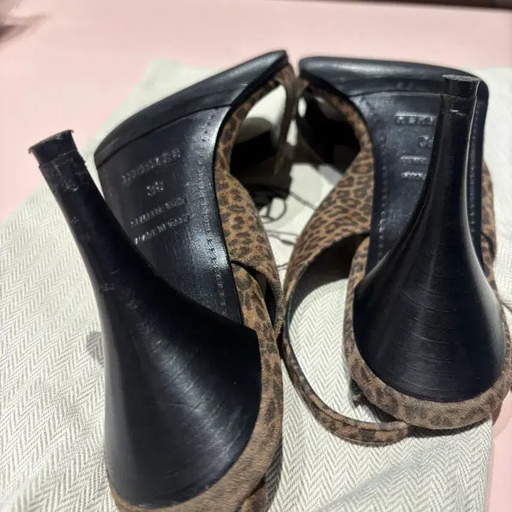 [BUNJANG] Hermes Leopard Print Pumps 38 / 에르메스 레오파드 펌프스 38 사이즈