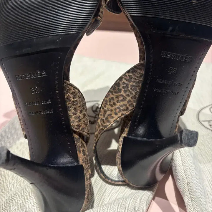[BUNJANG] Hermes Leopard Print Pumps 38 / 에르메스 레오파드 펌프스 38 사이즈