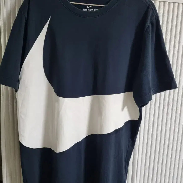 [BUNJANG] Nike Big Swoosh Short Sleeve T-shirt (Black, L) / 나이키 빅스우시 반팔 티셔츠 블랙  사이즈 L