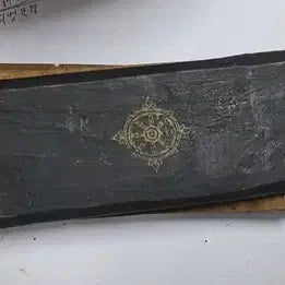 [BUNJANG] Gilt-Bronze Inlaid Wooden Buddhist Scripture &amp; Tibetan Manuscript Antique / 금동불 감입 목제 경판 및 티베트어 필사 본생경 불경 불교 골동품 수집품