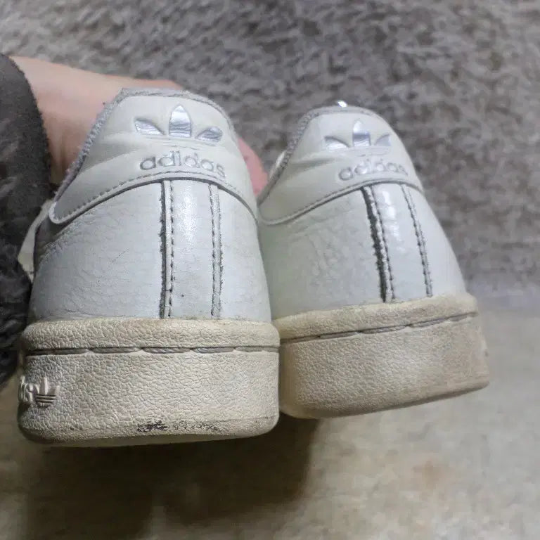 [BUNJANG] Adidas Continental 80 White Sneakers / 후루룩구제 235 아디다스 컨티넨탈 80 화이트 운동화 중고 신발