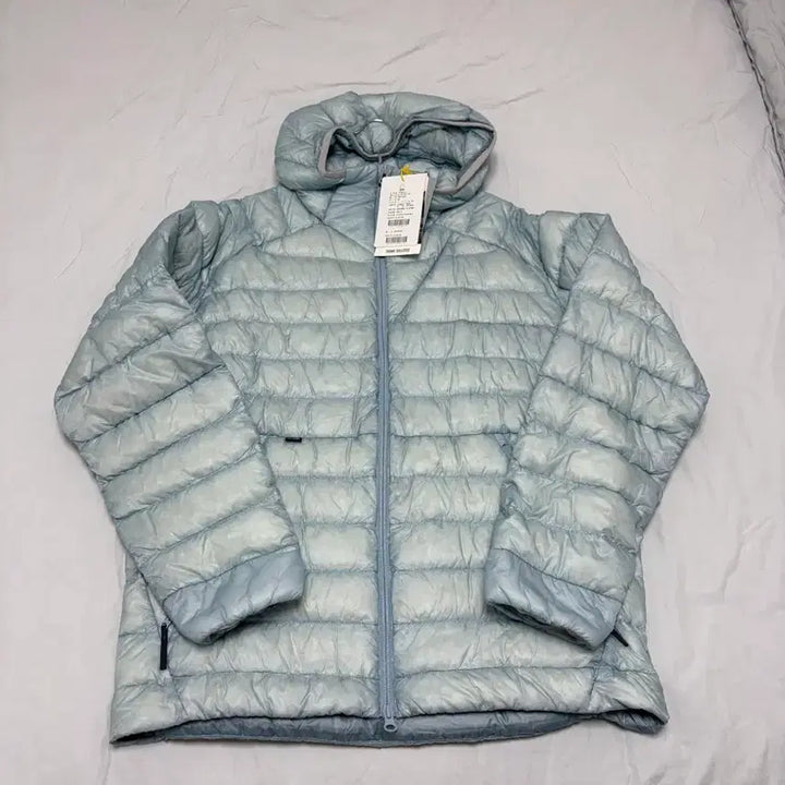 [BUNJANG] Sierra Designs Muir Lightweight Goose Down Hooded Jacket / 시에라디자인 뮤어 경량 구스다운 후드 자켓 (경량패딩)