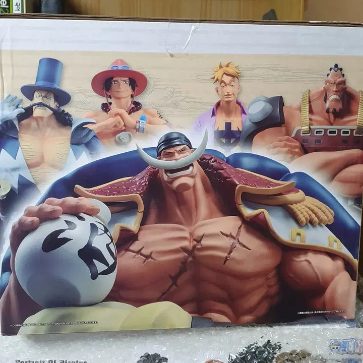 [SOLD OUT] 번장 최저가) 원피스 미개봉 제일복권 흰수염 좌상 팝니다