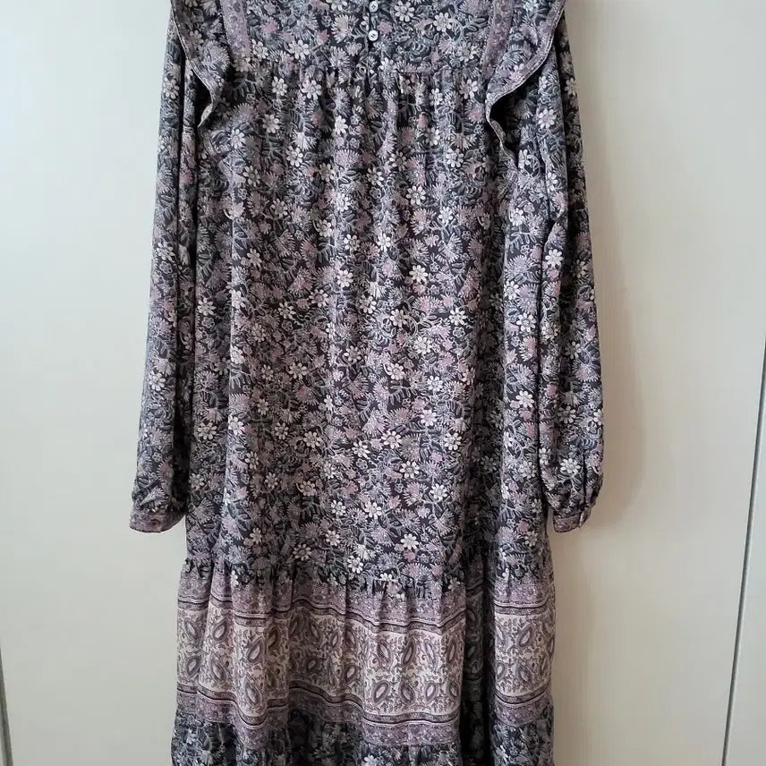 [SOLD OUT] 써스데이아일랜드 원피스 사이즈 S