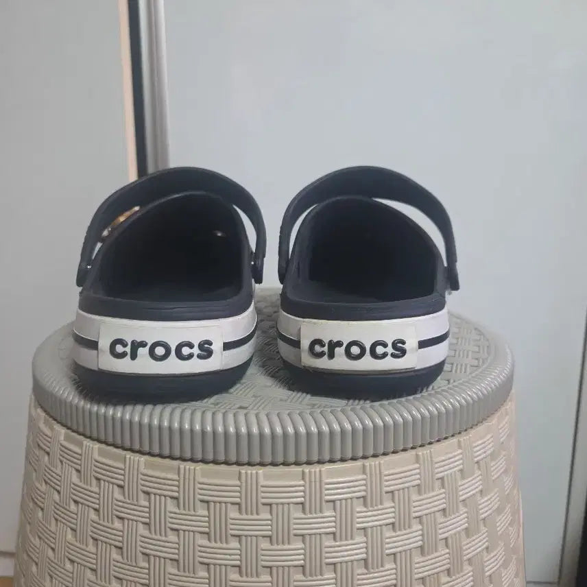 [BUNJANG] Crocs Crocband with Unique Jibbitz Size 10-12 / 크록스  유니크 지비츠 포함 10.12 사이즈
