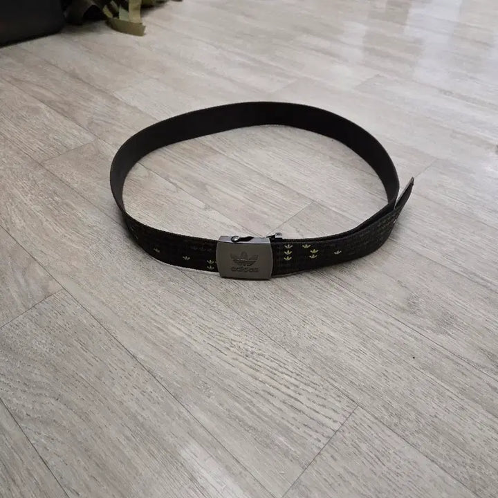 [BUNJANG] Adidas Belt 140 / 아디다스벨트140