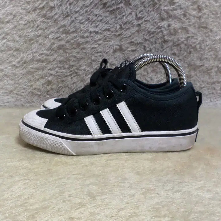 [BUNJANG] Adidas Nizza Black Sneakers (Used) / 후루룩구제 225 아디다스 니짜 블랙 운동화 스니커즈 중고 신발