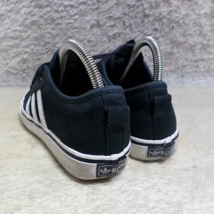 [BUNJANG] Adidas Nizza Black Sneakers (Used) / 후루룩구제 225 아디다스 니짜 블랙 운동화 스니커즈 중고 신발