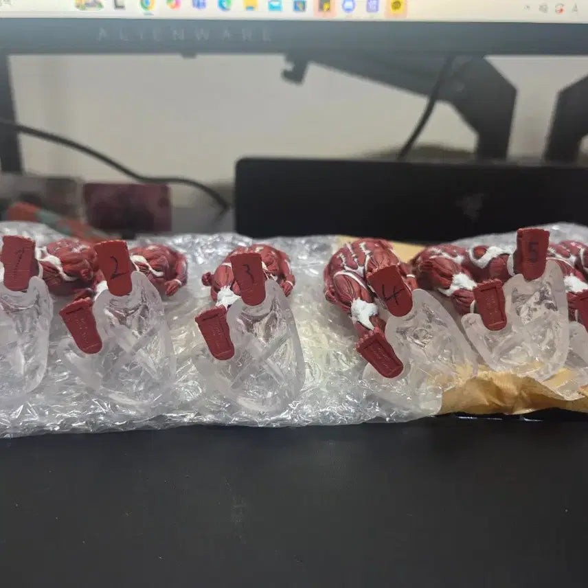 [BUNJANG] Attack on Titan Colossal Titan Figure Set / 6기 세트)진격의거인 제일복권 땅울림 i상 리페인트 벽거인