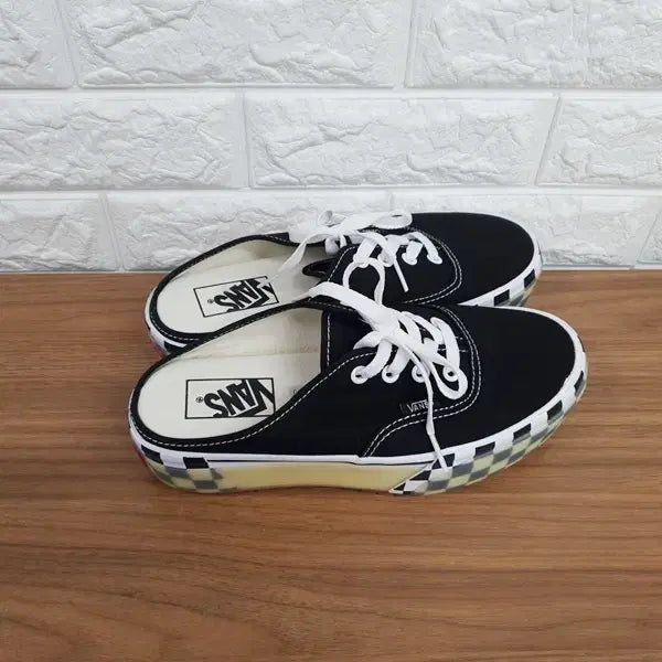 [SOLD OUT] 반스 뮬 스니커즈 240 (미착용)