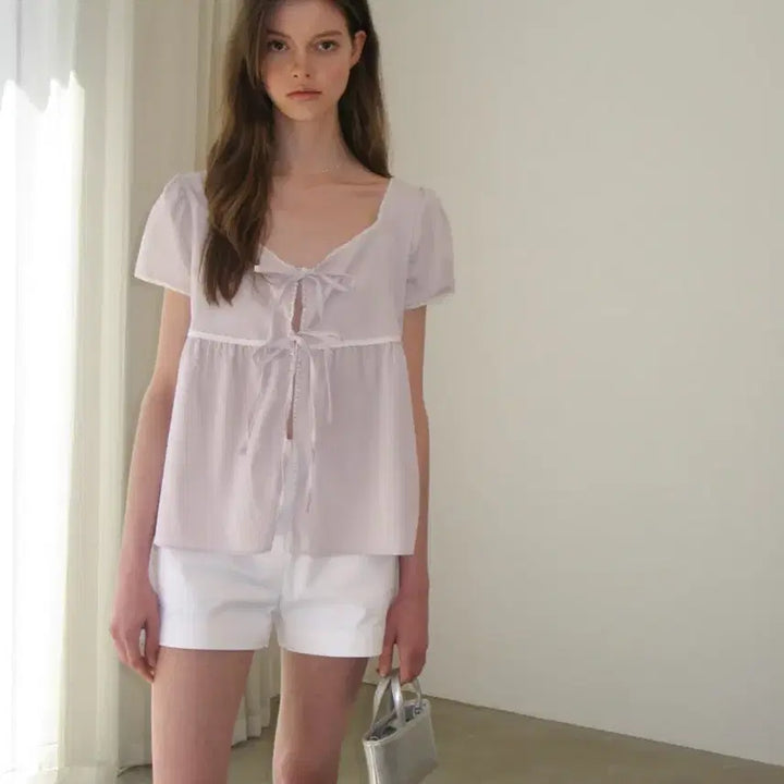 [BUNJANG] Somewherebut Ribbon Blouse / 썸웨어버터 리본 블라우스