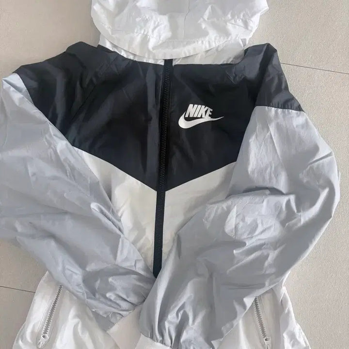 [BUNJANG] Nike Windbreaker Jacket / 나이키 바람막이 팔아요
