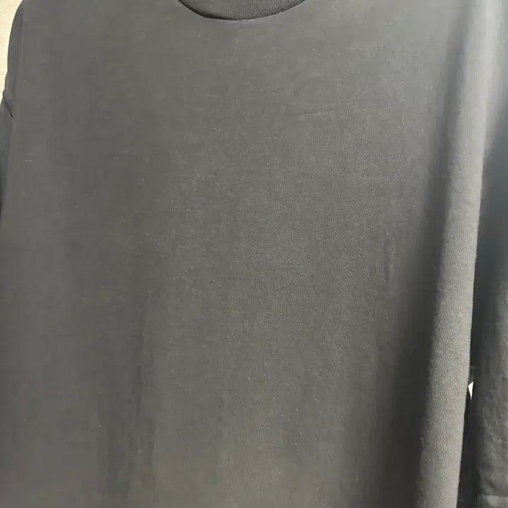 [SOLD OUT] 루이비통 스테이플 에디션 블랙 티셔츠 XL 백화점판