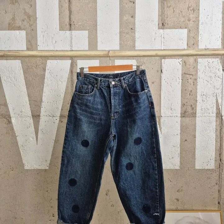 [SOLD OUT] 데님 롤업 팬츠 도트패턴 청바지(PT0