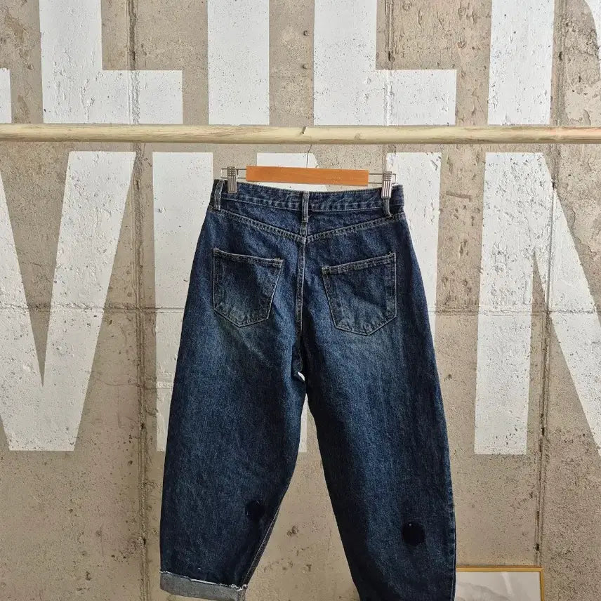 [SOLD OUT] 데님 롤업 팬츠 도트패턴 청바지(PT0