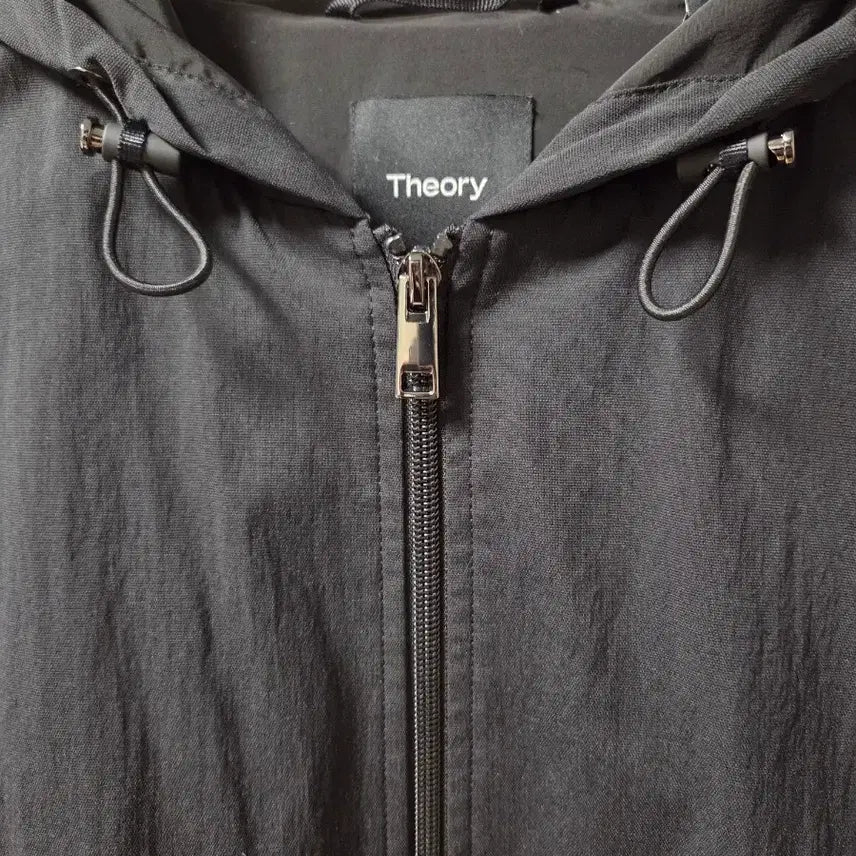 [SOLD OUT] 띠어리 Theory 나일론 후드 자켓