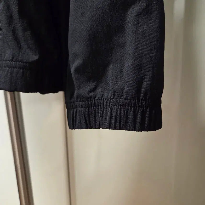 [SOLD OUT] 띠어리 Theory 나일론 후드 자켓