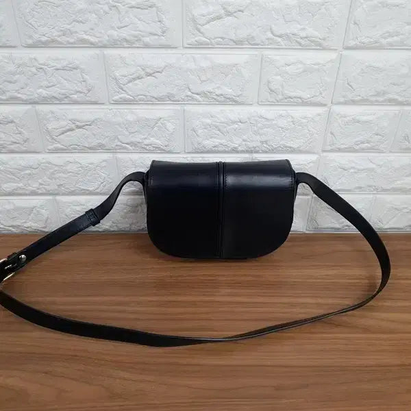 [BUNJANG] A.P.C. Mini Crossbody Bag / 아페쎄(A.P.C.) 미니 크로스백