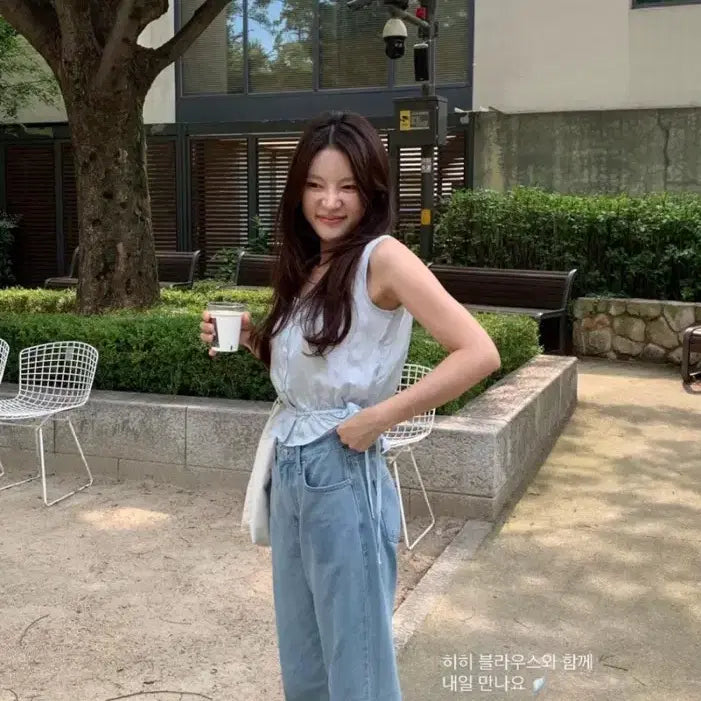 [SOLD OUT] 레이지샵 레터 데님 s 사이즈 (택달린 새상품)