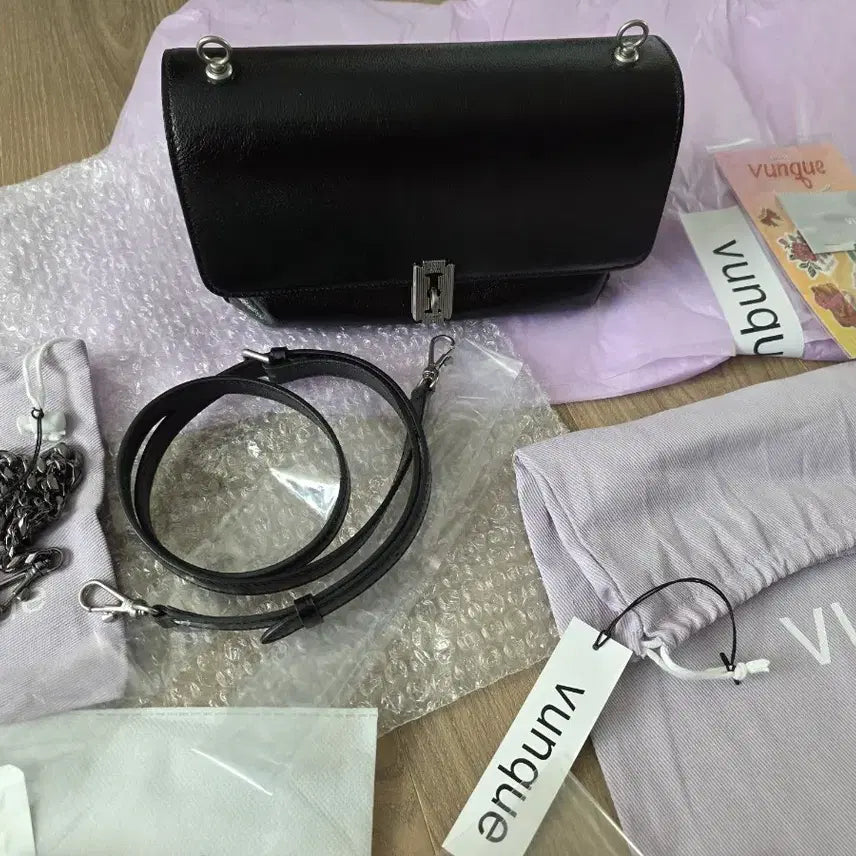 [BUNJANG] Vunque Baguette Black Small Handbag / 분크 바게트 블랙 스몰사이즈 거의 새제품