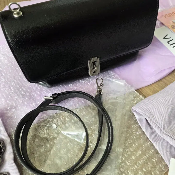 [BUNJANG] Vunque Baguette Black Small Handbag / 분크 바게트 블랙 스몰사이즈 거의 새제품