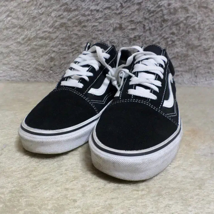 [SOLD OUT] 후루룩구제 275 반스 올드스쿨 블랙 운동화 중고 신발