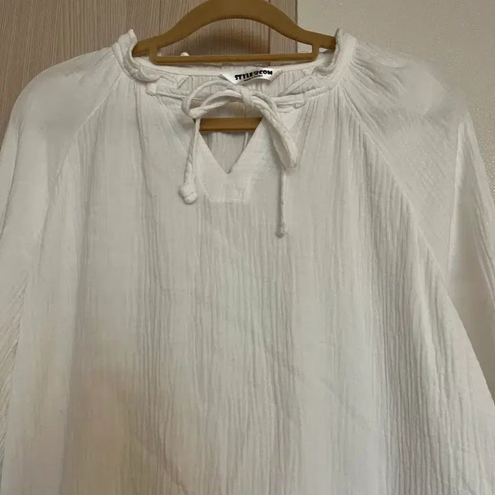 [BUNJANG] Style Com White Shirred Mini Dress / 프리싸이즈) 스타일콤 화이트 셔링 원피스