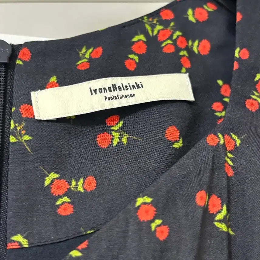 [BUNJANG] Ivana Helsinki Worn Once Dress / 이바나헬싱키 실착만 한원피스