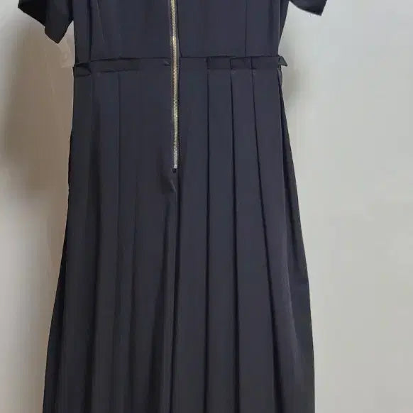 [SOLD OUT] [새상품]블랙 플리츠 원피스 66~77 사이즈